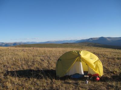 Setting up the tent on top of the plateau